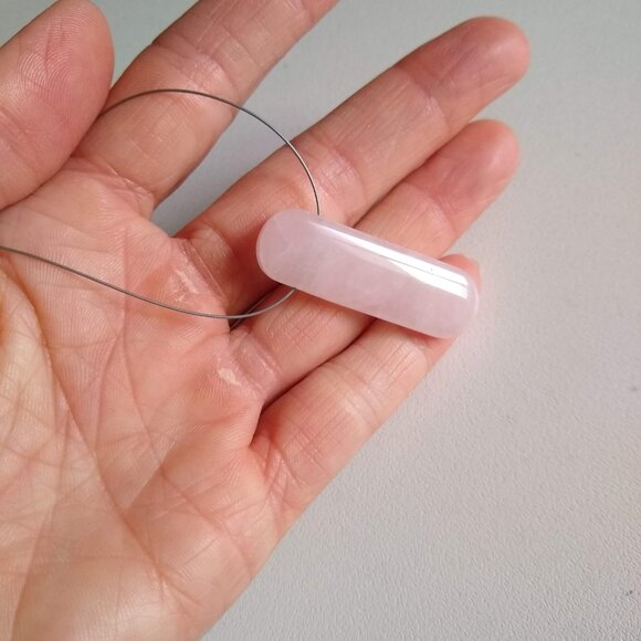 vintage 90s rose quartz pendant necklace NWOT - Picture 3 of 6